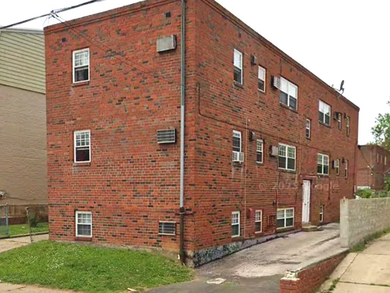 6010 Bingham St #2B — Photo 1