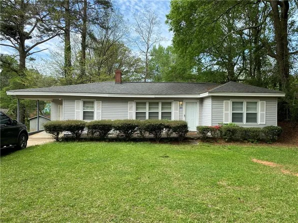 1807 29th St, Valley, AL 36854