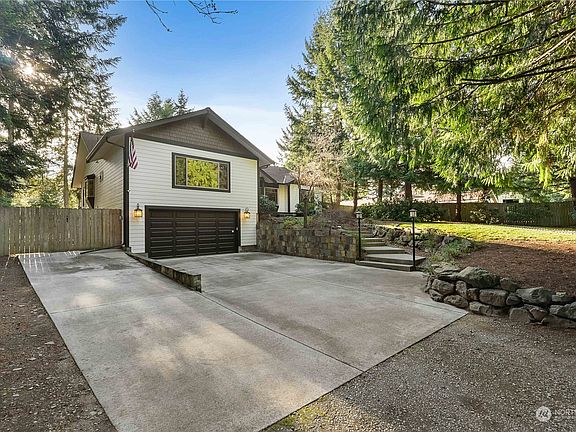 2nd image of 21708 120th Street E