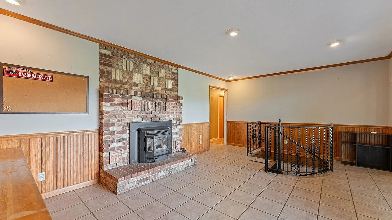 5 bed, 4.0 bath, 2848 sqft, $3,495 — Photo 4
