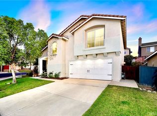 1086 Aurora Ln, Corona, CA 92881