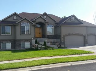 5013 W 4825 S, Hooper, UT 84315