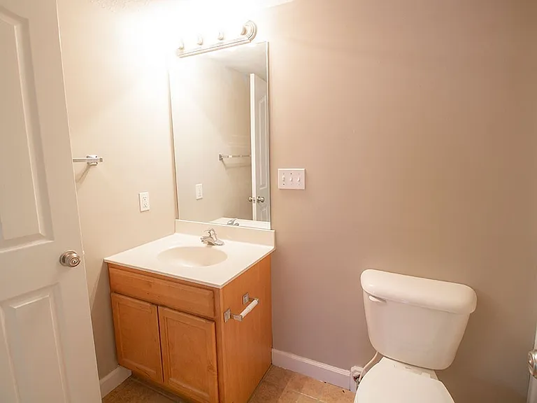 1311 Raleigh Dr — Photo 17