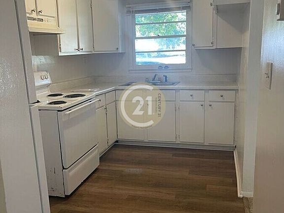 2nd image of 3219 Brest Ave #A