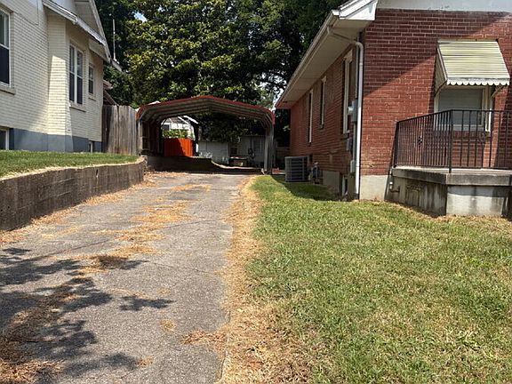 2nd image of 1202 Jefferson Ave