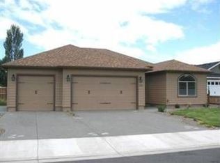 3231 Balsum Way, Medford, OR 97504