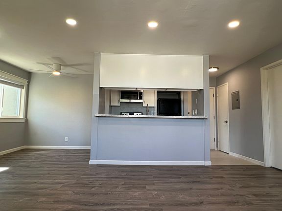 2nd image of 303 Ulmer Ct APT 10