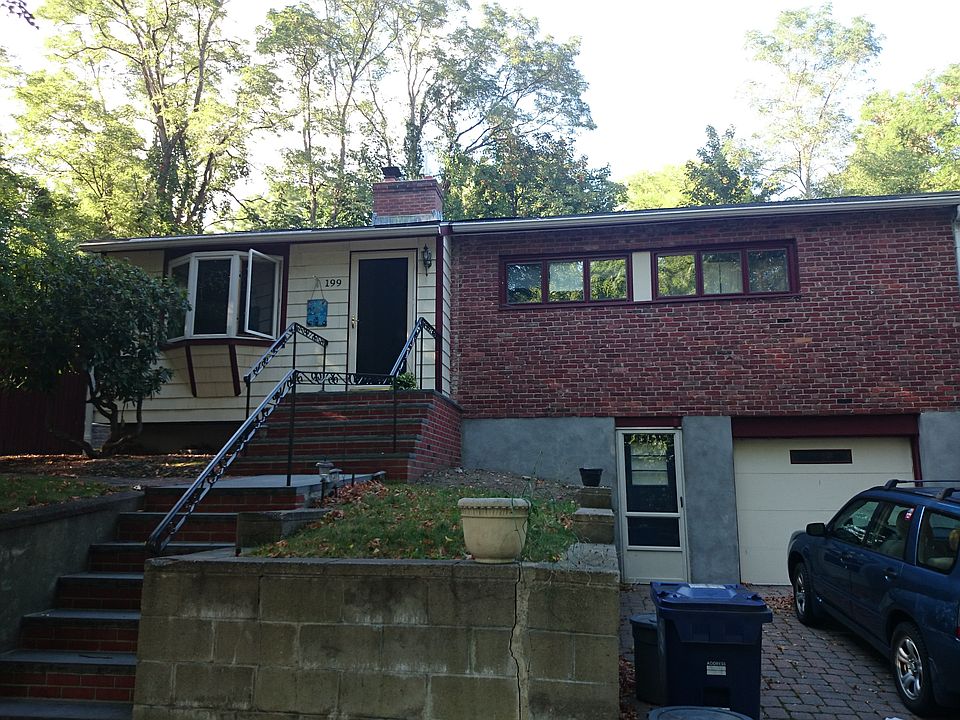 2nd image of 199 Kenrick St