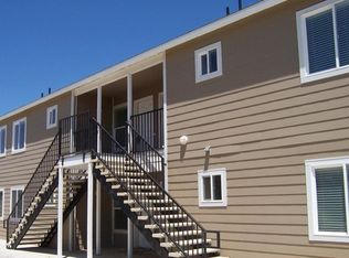 21231 Golden Hills Blvd APT D, Tehachapi, CA 93561