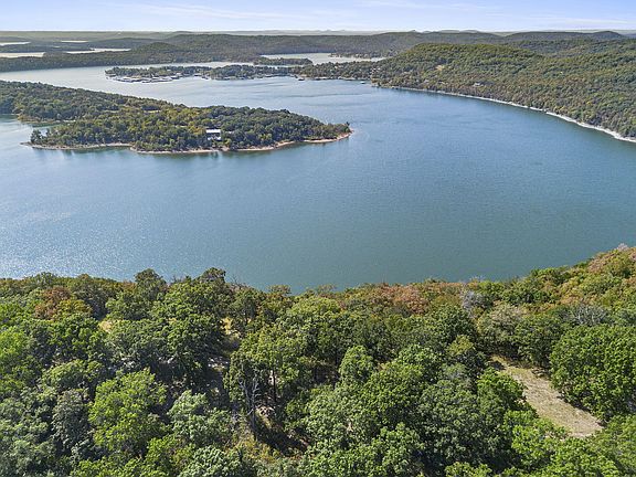 3rd image of Lot 5 Cliffside Estates Dr.