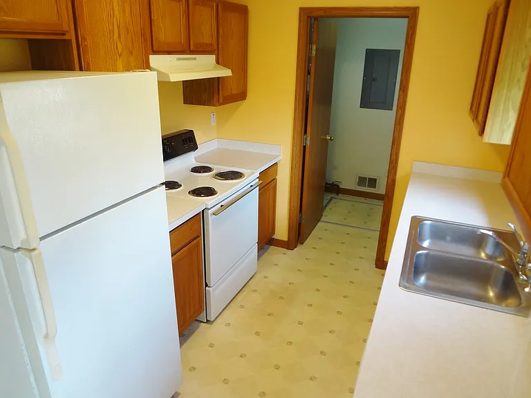 165 Mason St #B — Photo 3