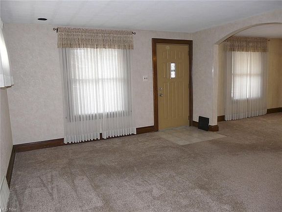2nd image of 4301 Stickney Ave
