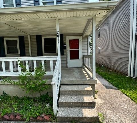 3rd image of 2617 Boulevard Pl