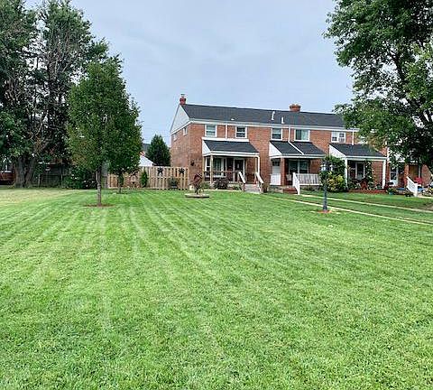 2nd image of 3328 Wallford Dr