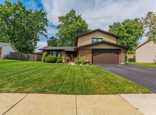 349 Knight Ct, Bolingbrook, IL 60440