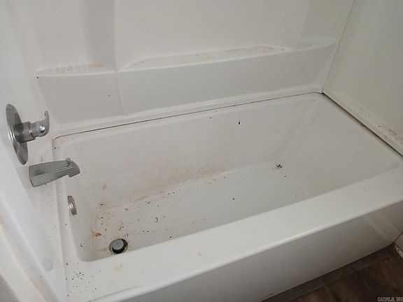 2nd image of 896 S 12th Ave
