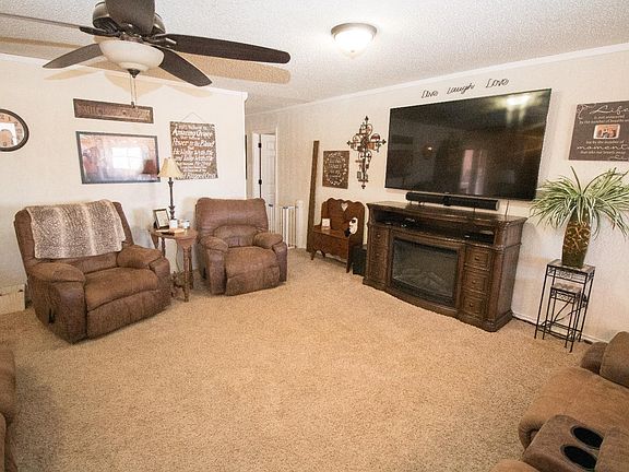 5th image of 1400 Cherry Blossom Dr