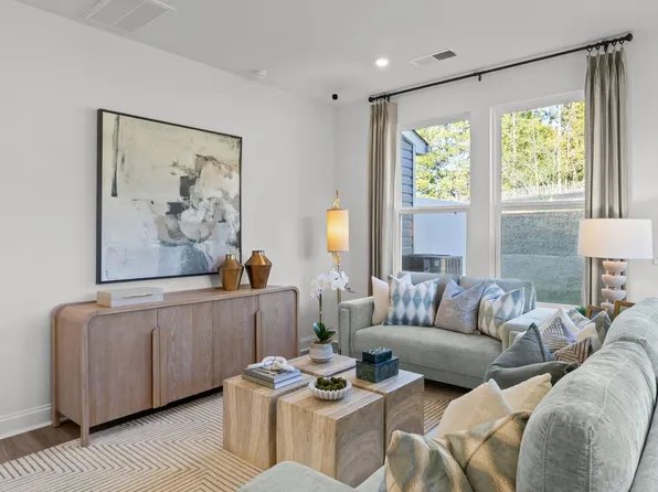 7716 Ethora Way, Charlotte, NC 28216