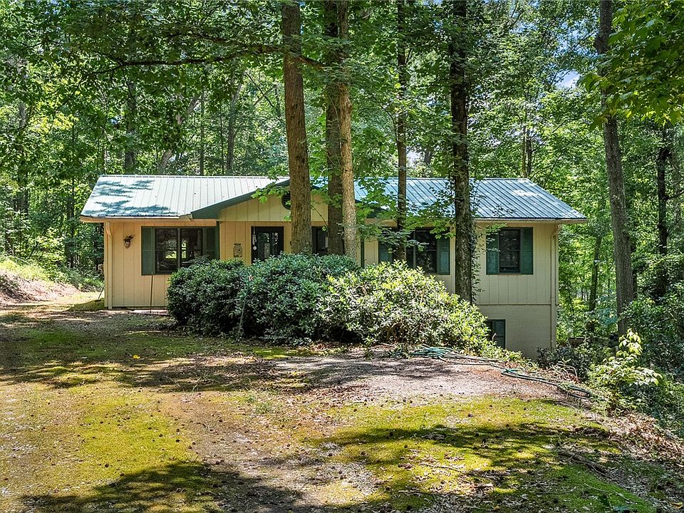 1st image of 1029 White Pine Ln