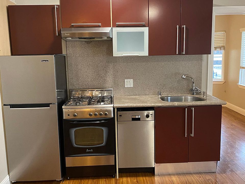 1st image of 168 Hyde St APT 403