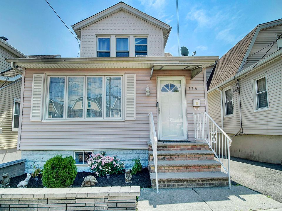 1st image of 176 Forest St