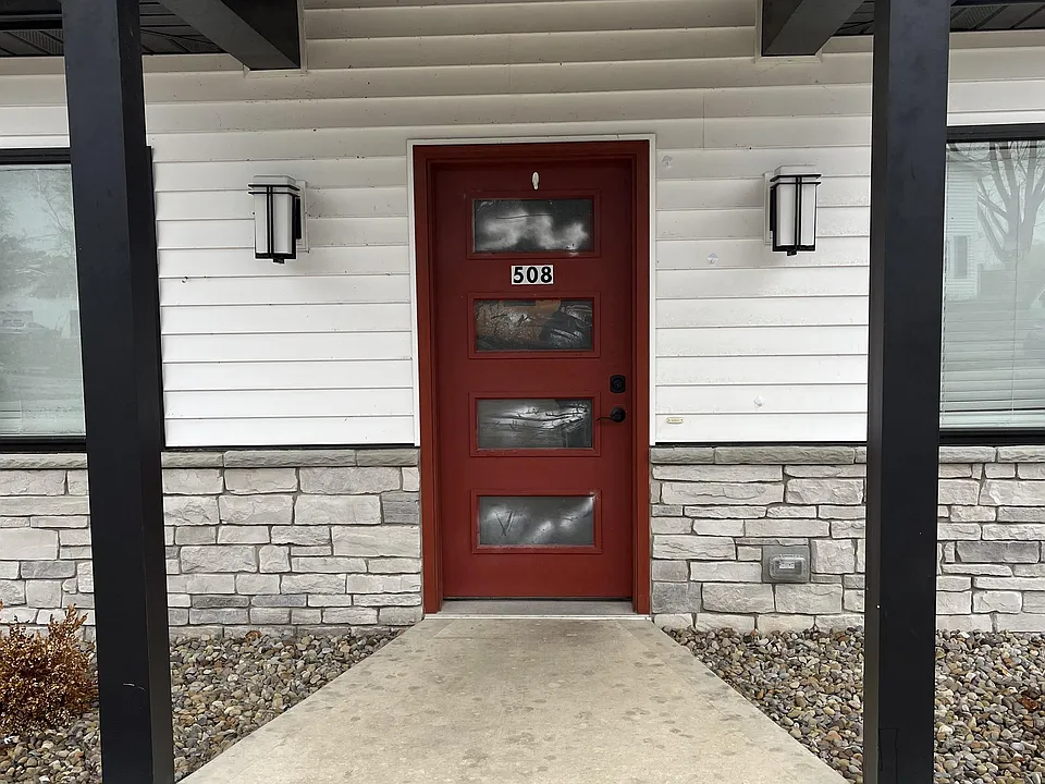 508 W Main St #1