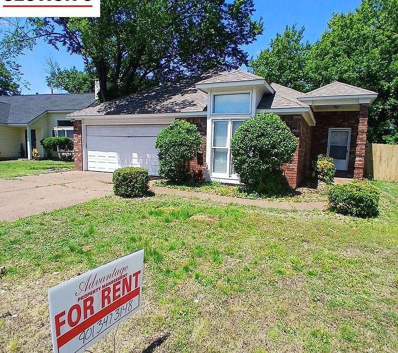 1st image of 2689 Bay Pointe Cir N