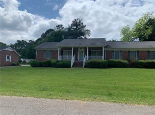 701 Pinewood Dr, Pendleton, SC 29670