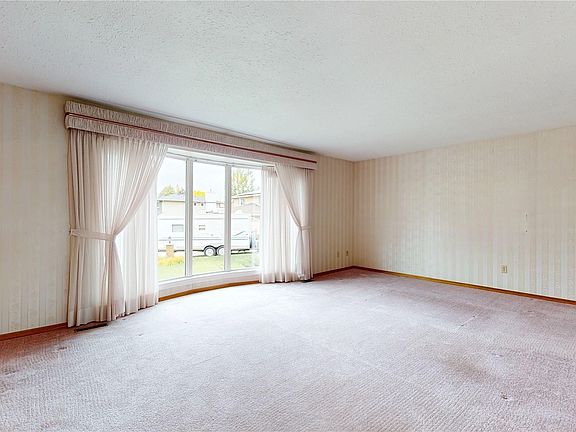 4th image of 30 Nicol Place