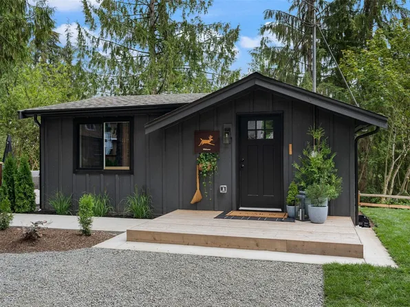 12907 Green Mountain Way, Granite Falls, WA 98252