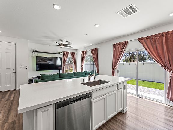 3rd image of 7204 N Decatur Blvd #5
