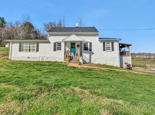 1323 Retreat Rd, Boones Mill, VA 24065