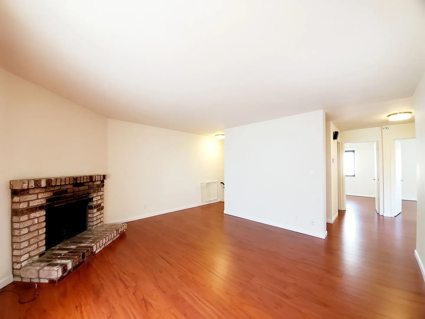2 bedroom Millbrae unit - Excellent location! — Photo 2