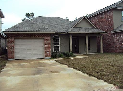2nd image of 23378 Fairway Garden Ct