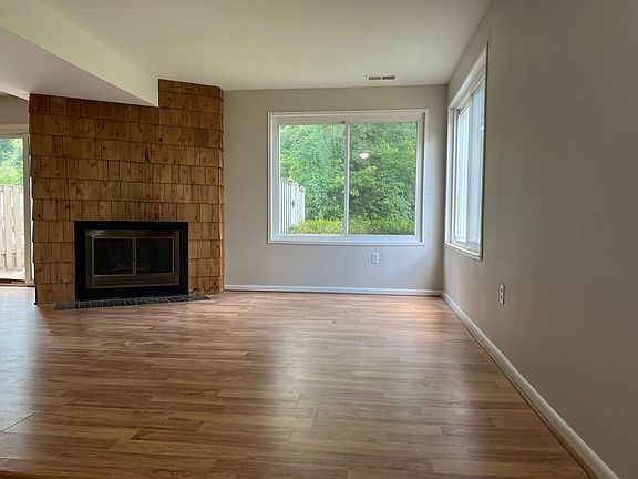 2nd image of 18516 Bay Leaf Way