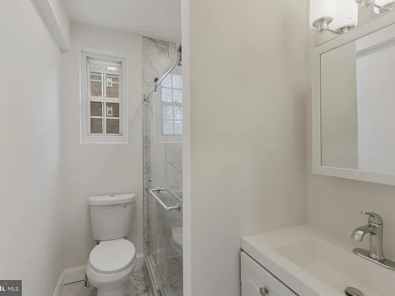 3051 Idaho Ave NW #204 — Photo 8