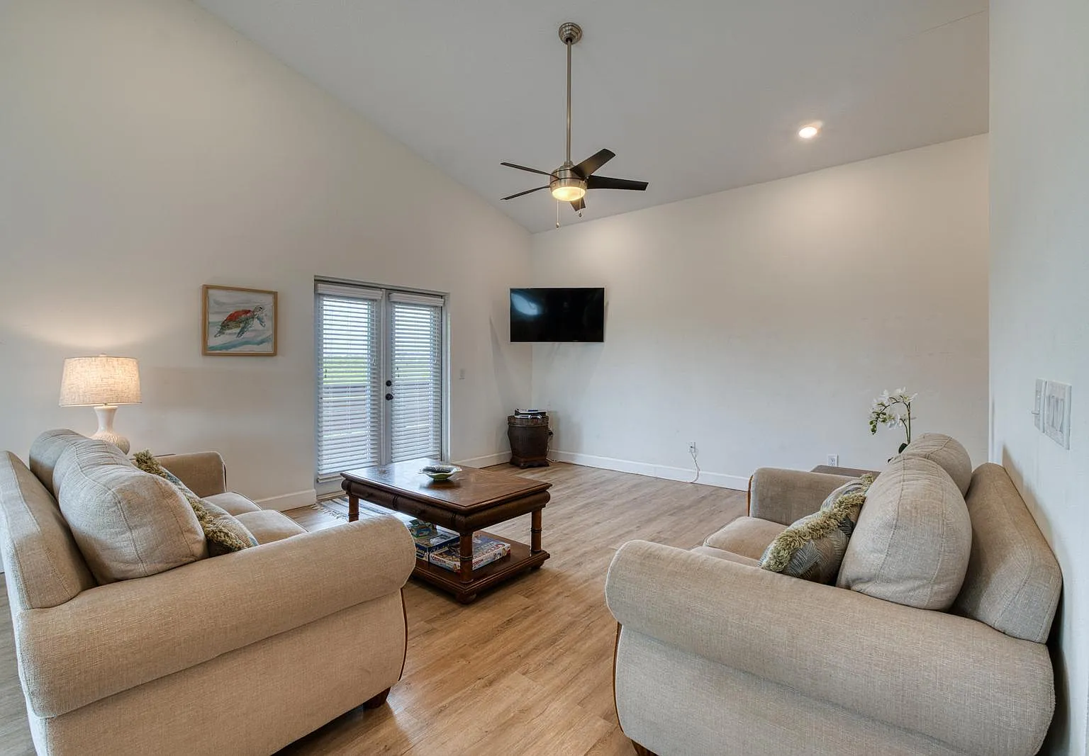 6602 S Sherrill St - 6602 S Sherrill St Unit B — Photo 4