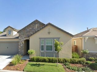 3043 Richert Ln, Clovis, CA 93619