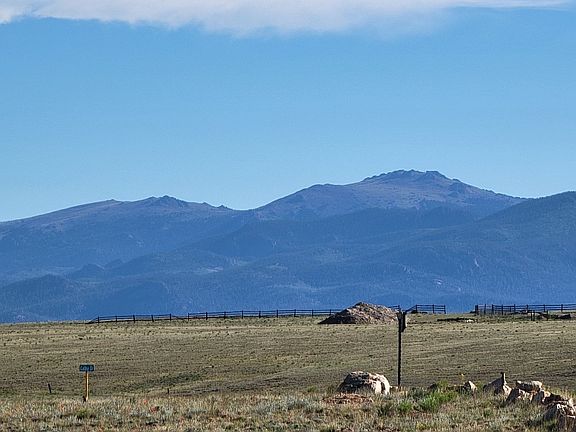 2nd image of 1071 Yellowstone Road