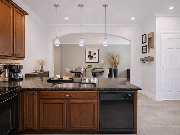 4th image of 1213 Rubble Rd