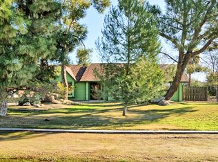 380 S Anderson Rd, Exeter, CA 93221