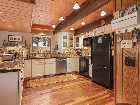 5668 Sahara Dr, Carnelian Bay, CA 96140