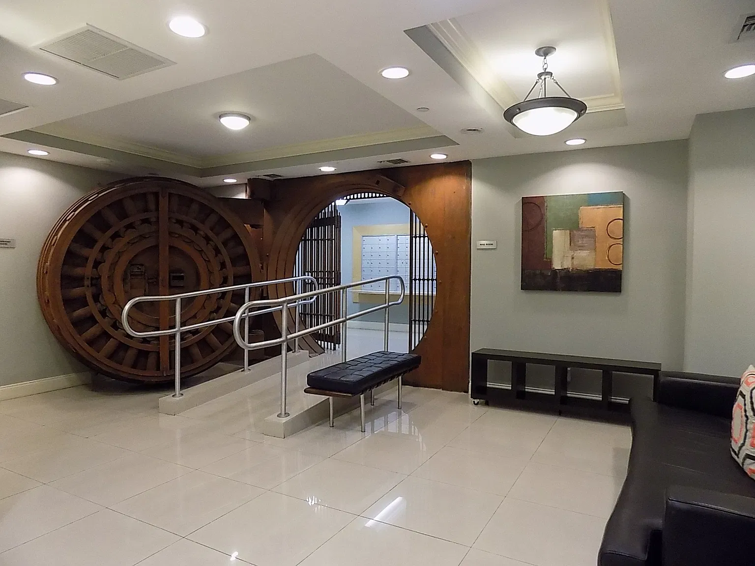 2 bed, 900 sqft, $2,900 — Photo 3