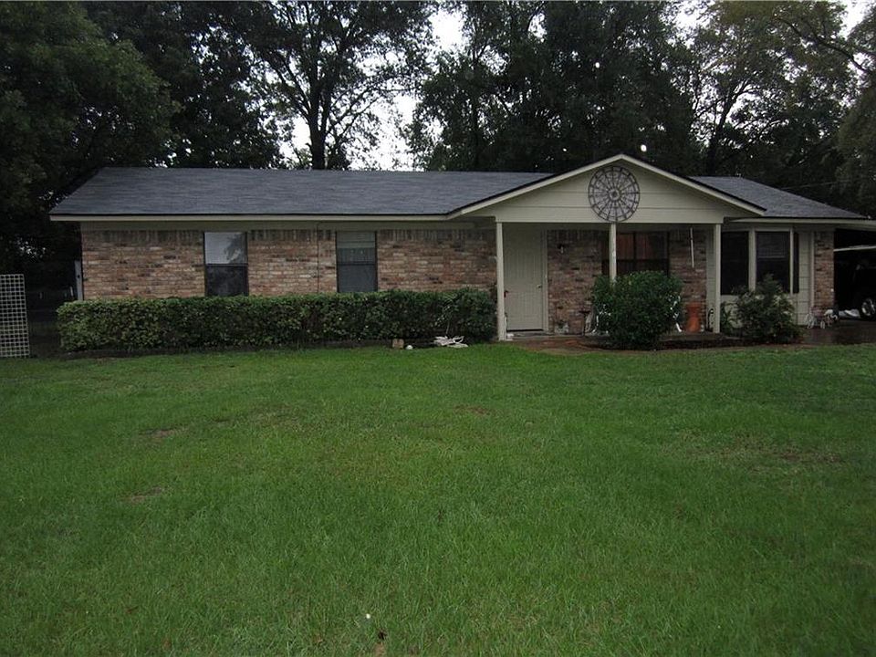1st image of 1500 N Oaks Dr