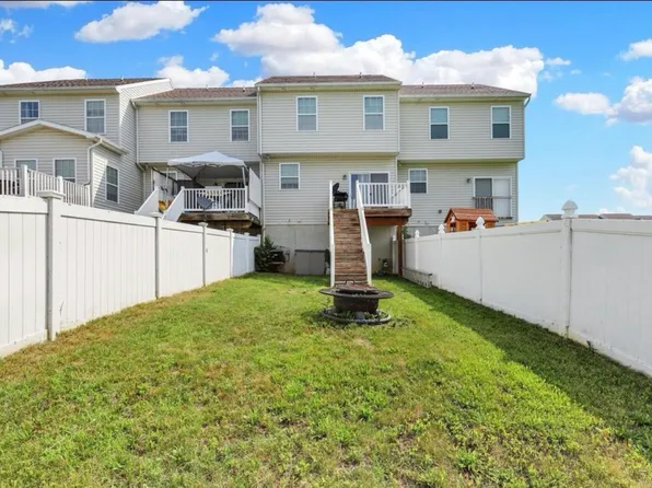 (undisclosed Address), York, PA 17408