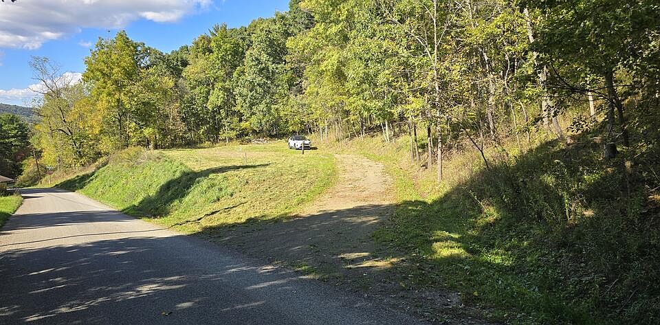 1st image of 29 Depot Hill Rd