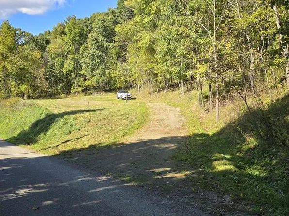 29 Depot Hill Rd, Lawrenceville, PA 16929