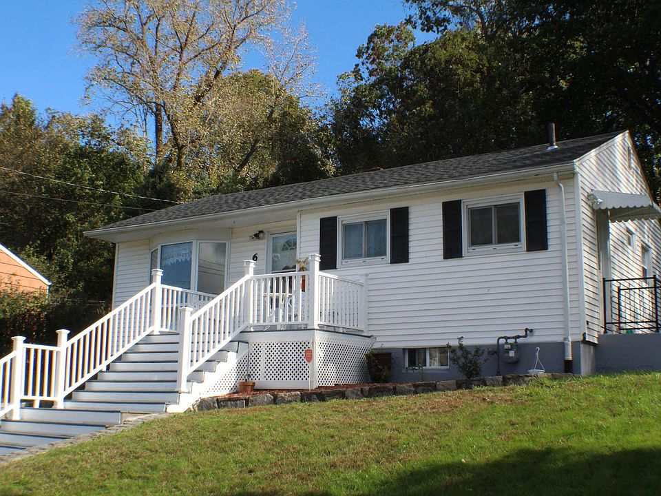 1st image of 6 Berkshire Cir