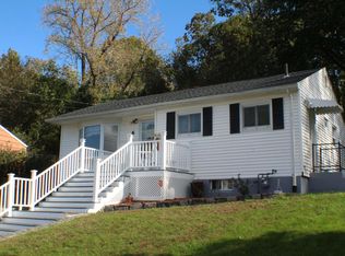 6 Berkshire Cir, Ansonia, CT 06401