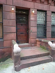326 West 85 Th Street House at 326 West 85th Street in Upper West Side